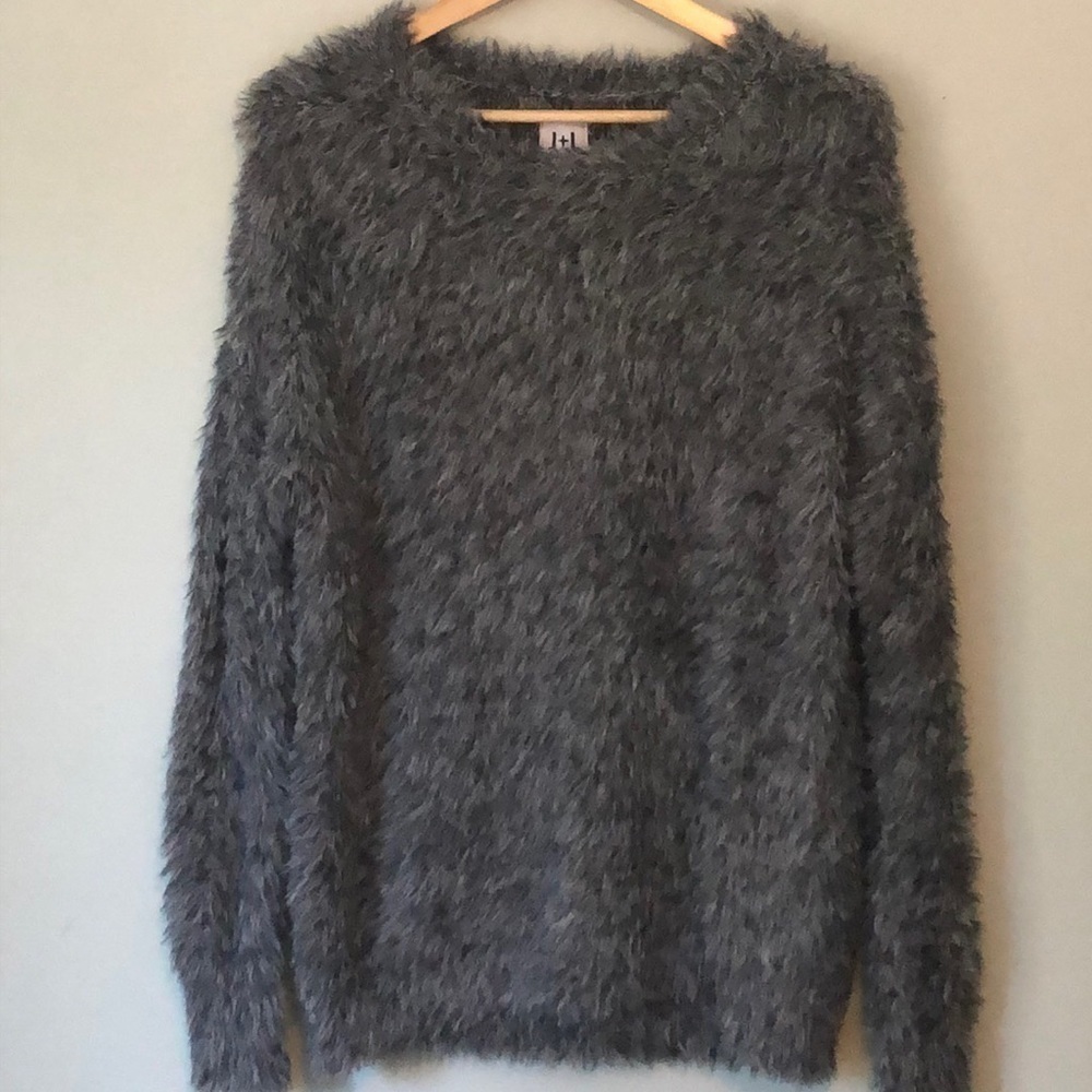 John + Jenn - Rupert Faux Fur Sweater - Picture 4 of 8